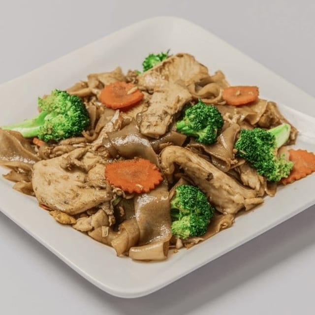 Pad See Ew Tray.