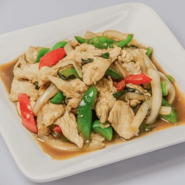 Pad Gaprow (Chili Basil) Tray.